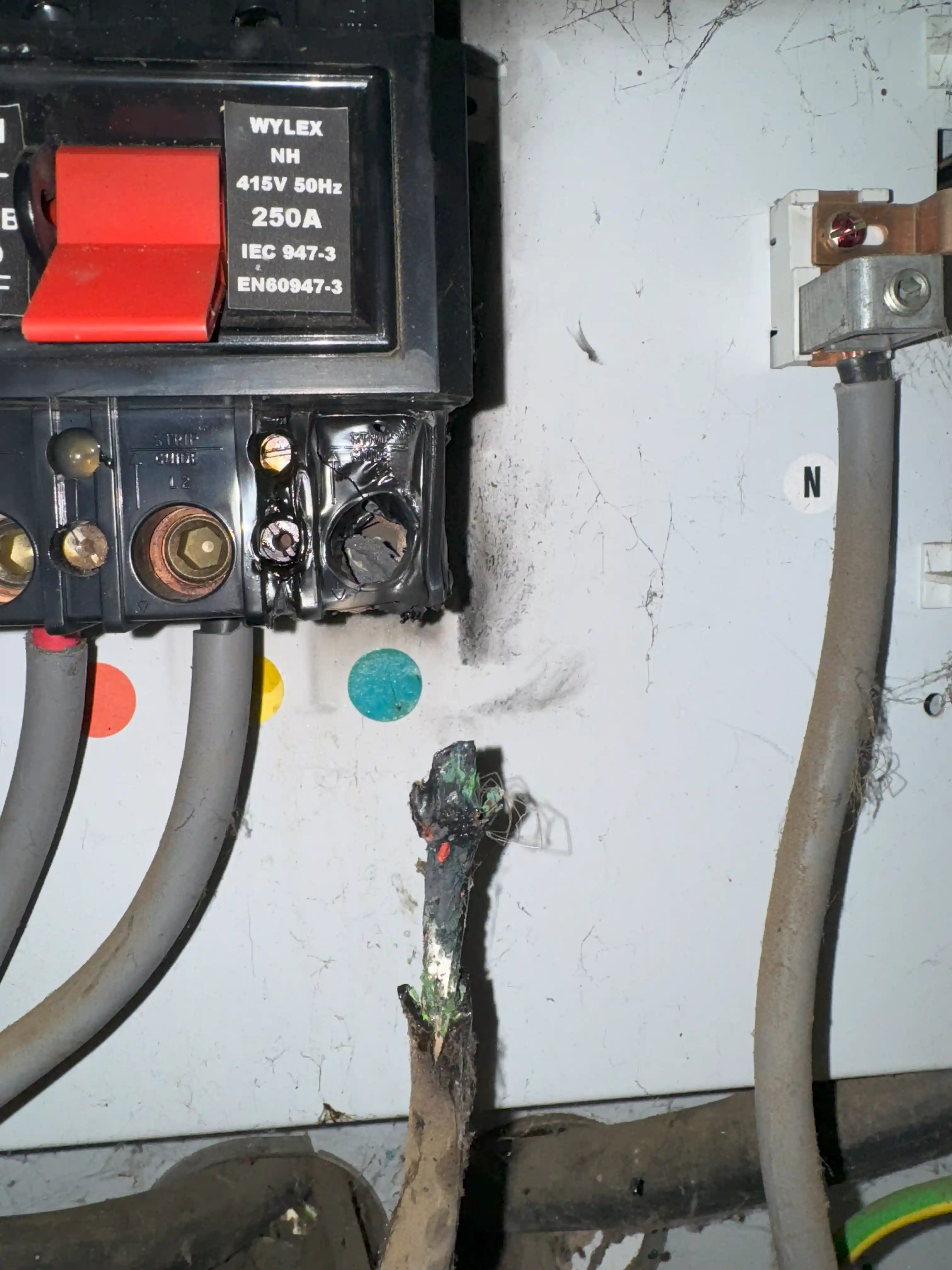 Emergency Electrician near Berkshire